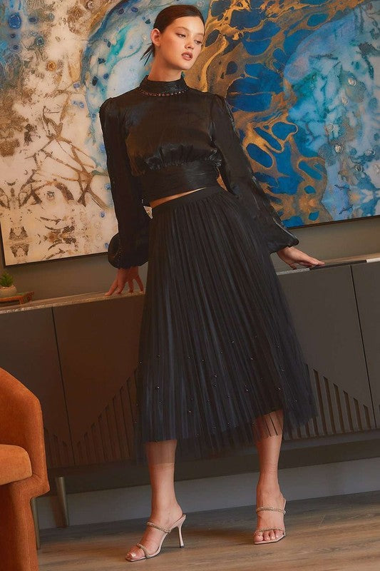 Spontaneous Falling Pearls Pleated Midi Skirt